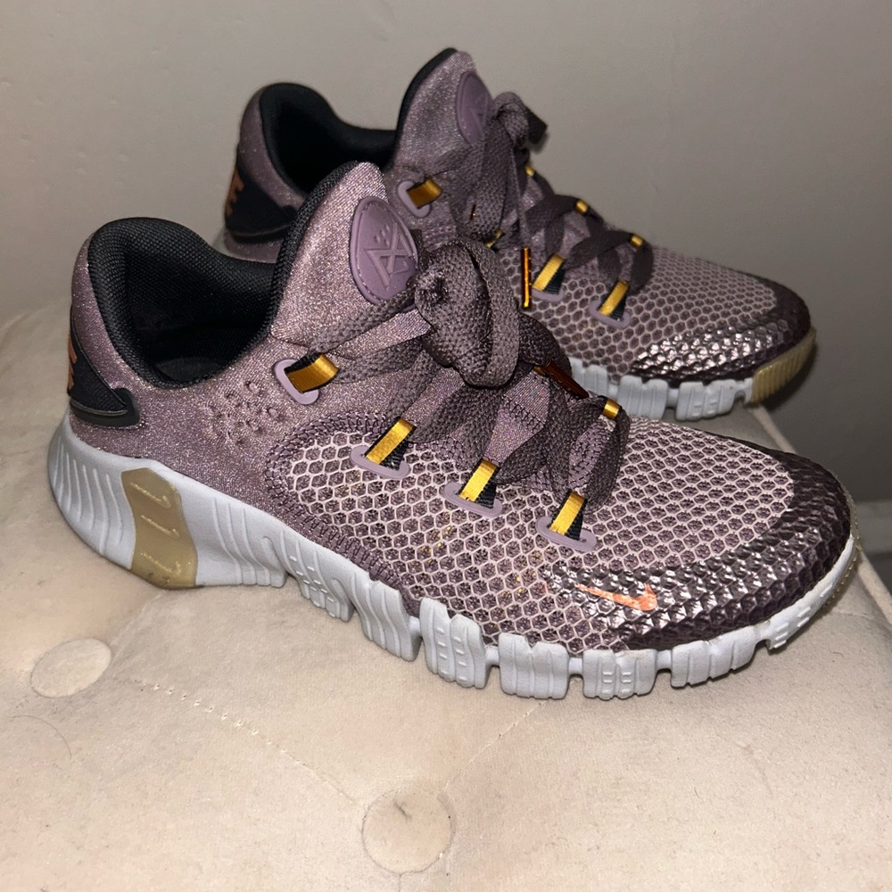 Nike Metcon 5 (women’s 6)